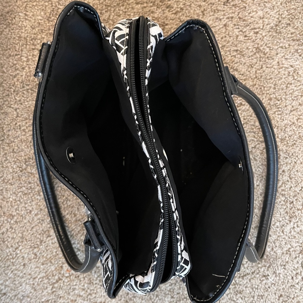 Purse - Picture 3 of 3